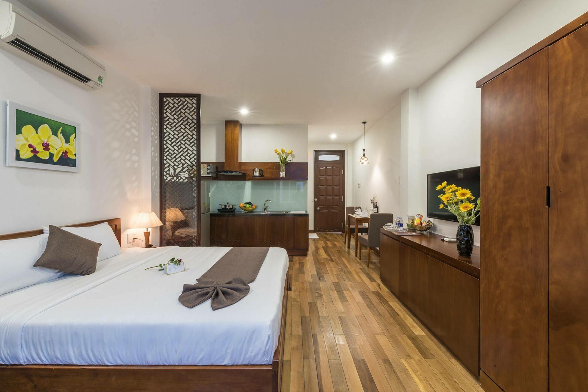 דה נאנג Ocean Flower Hotel מראה חיצוני תמונה